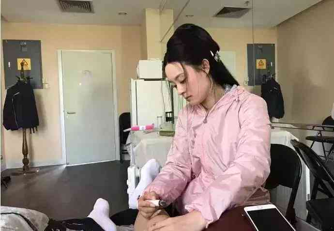 为什么要用草洗澡泡脚洗头及给婴儿洗澡，为什么要选择灸？