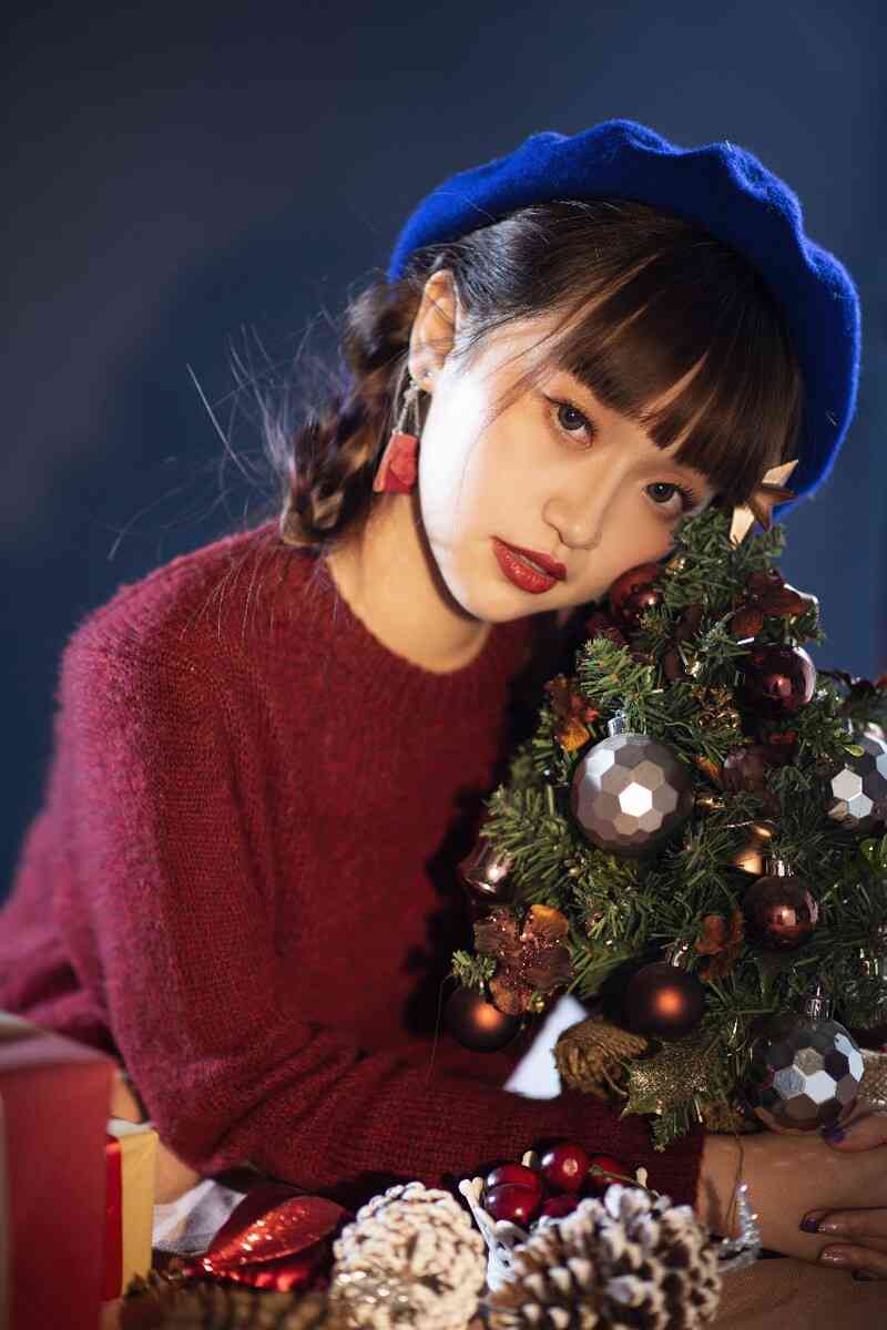 圣诞款写真：圣诞主题服装、素材一站式拍摄指南