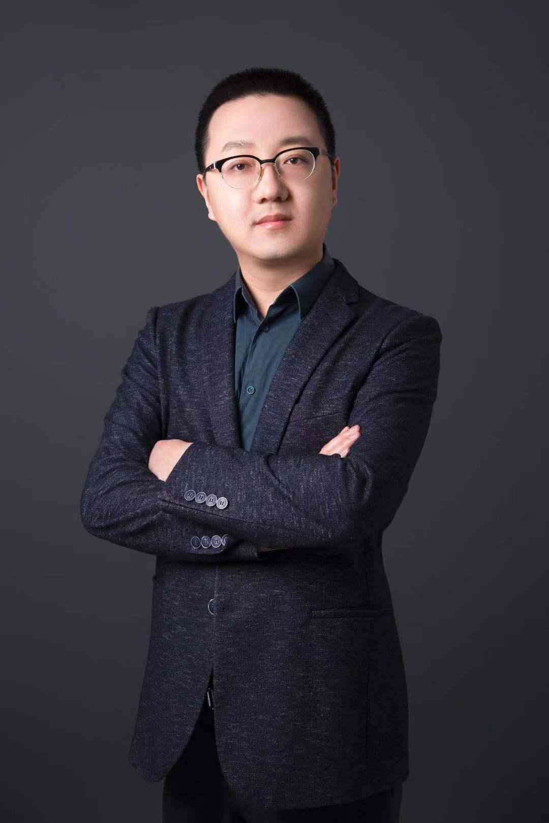 AI辅助工业设计：全方位生成软件解决方案与创意设计案例解析