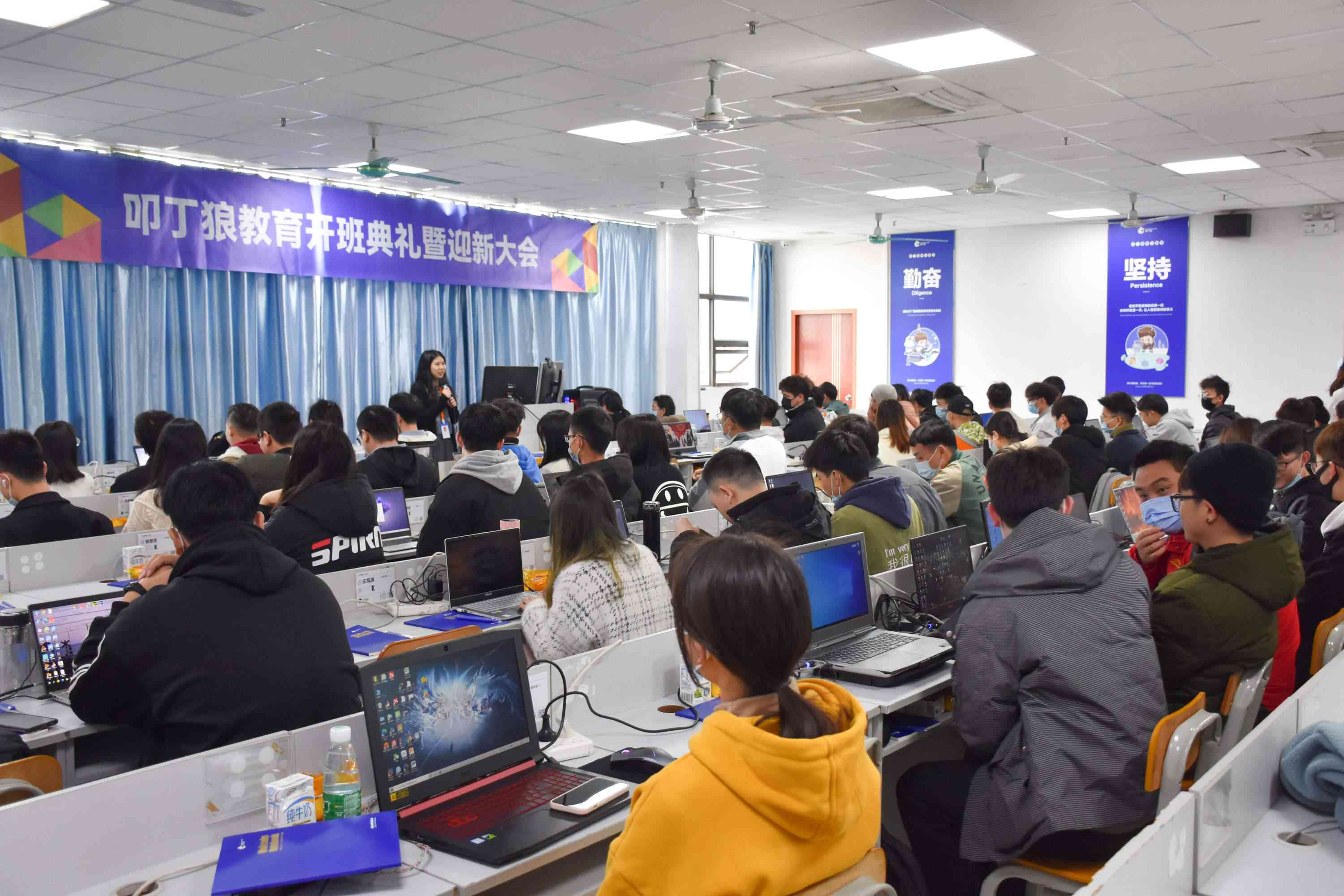 信阳ai设计培训地址