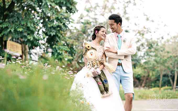 一键智能生成个性化婚纱照软件：全方位满足婚礼摄影需求与创意定制