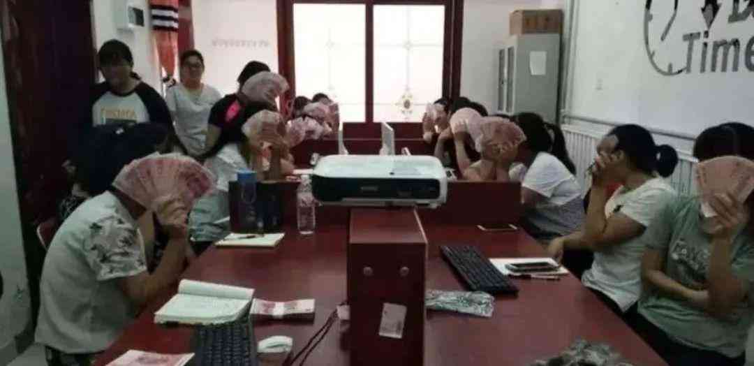 AI写作技巧：如何高效融合多篇文章内容，打造全新优质标题与内容整合指南