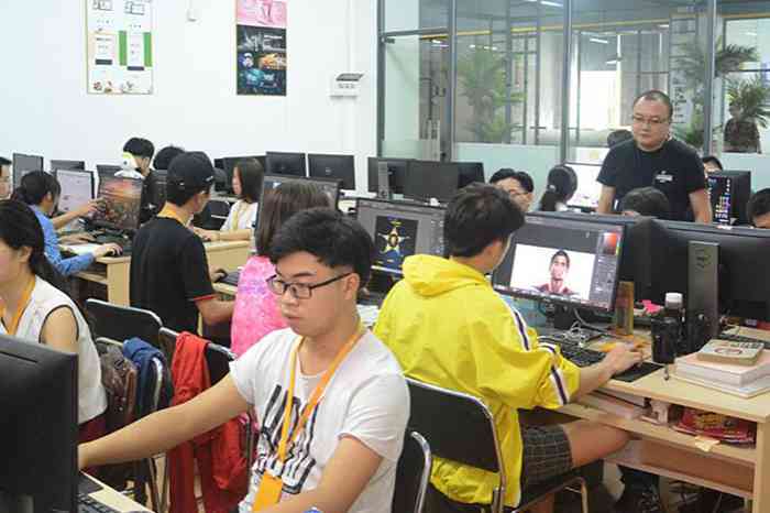 杭州山ai设计线下培训班地址查询与平面设计培训信息
