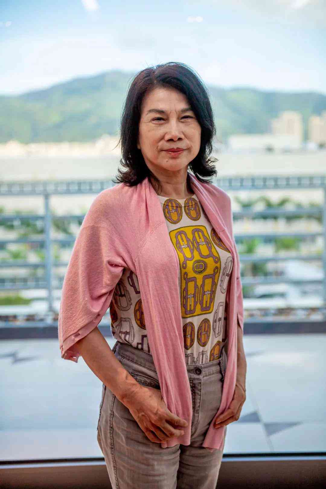 未来宝宝长相预测：一键免费生成宝宝写真照片的AI软件，学生成新照片体验