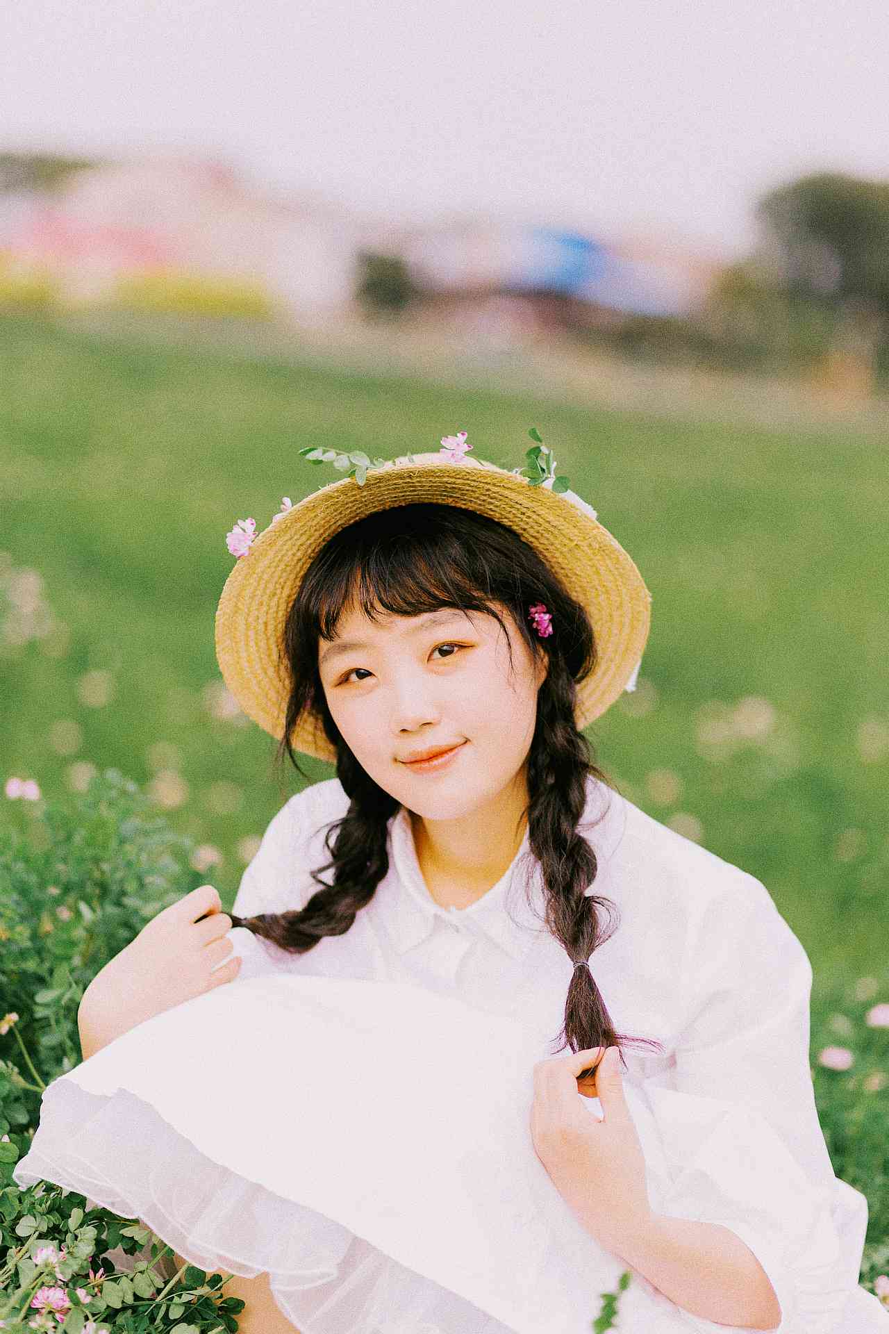 春油菜花田人像摄影攻略：打造唯美写真与油菜花海的完美融合