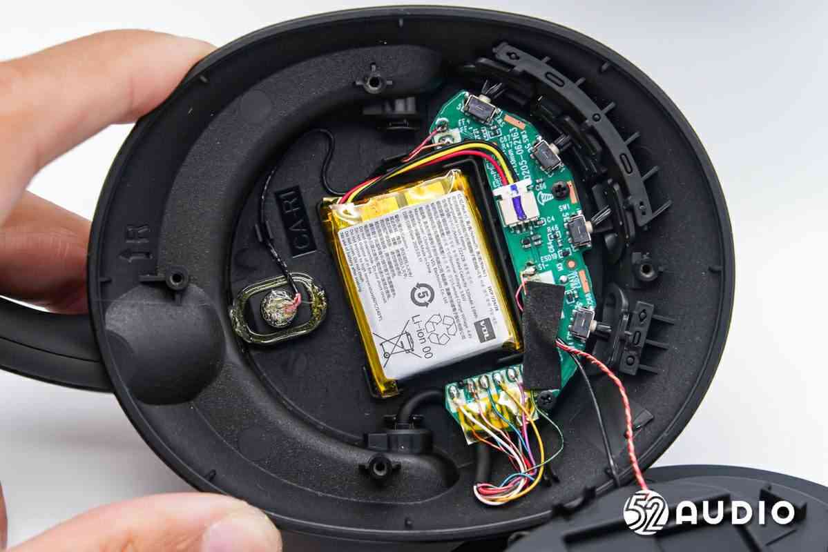 如何在手机上关闭AI生成提示声音功能