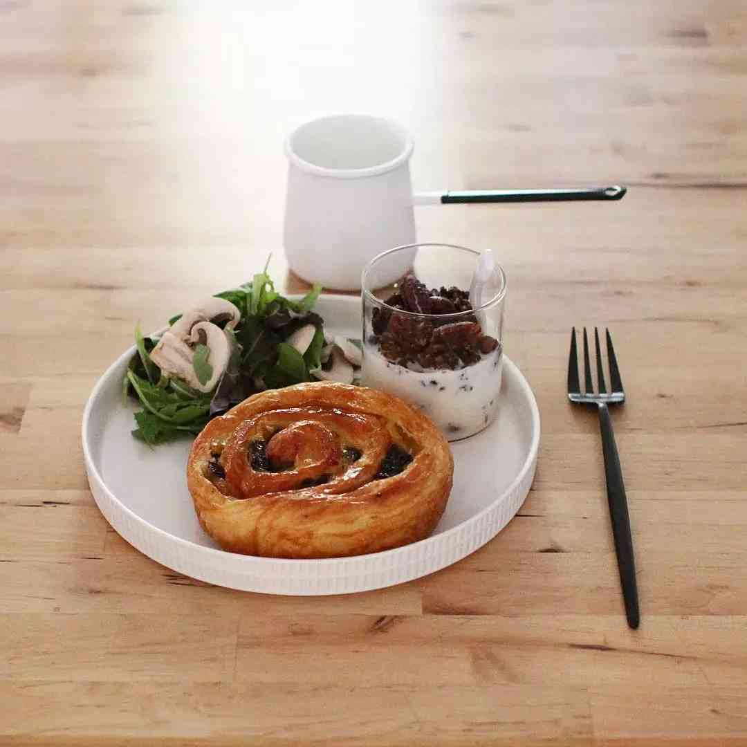 AI美食生成全攻略：从照片到独特风格的完整教程与技巧解析