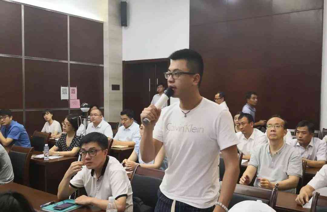 生成AI医生的关键词怎么写：打造智能医疗辅助系统必备技巧与策略