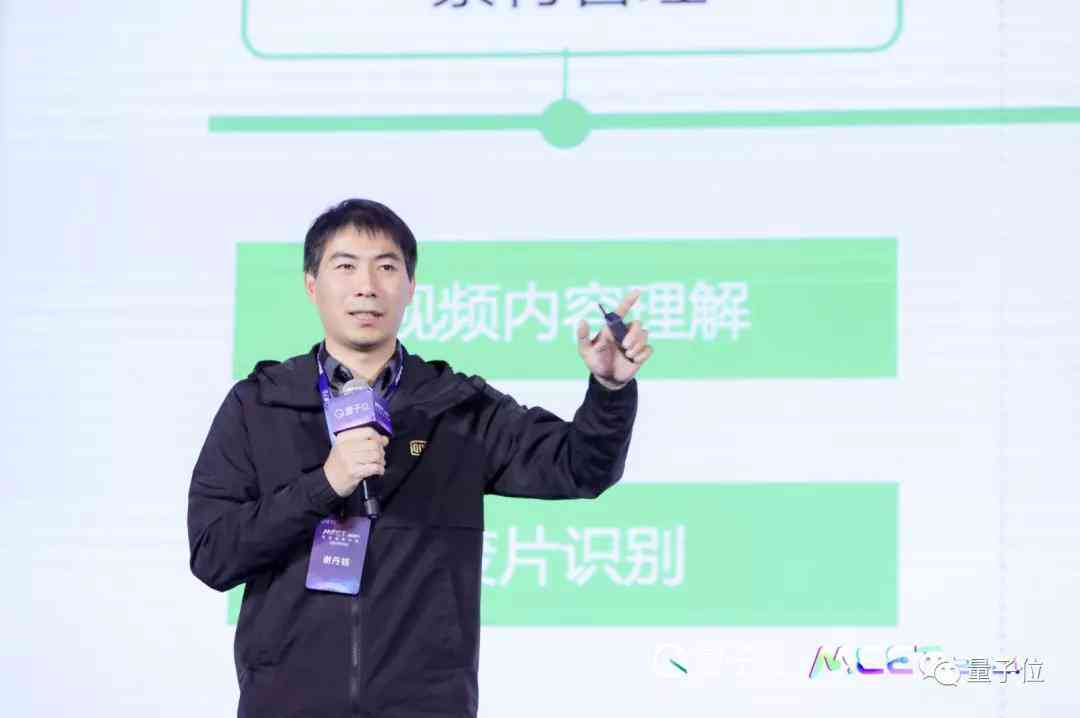 AI绘画艺术中决定创作思想的是创作者与算法的互动过程