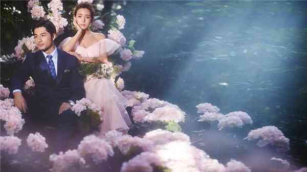 如何用光影魔法打造我们独特的婚纱照：婚纱拍摄文案创作指南