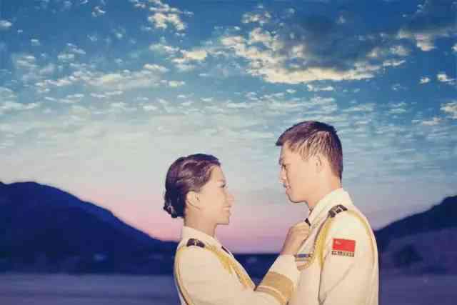 军装短句：句子精选，唯美文案，感悟流泪的说说