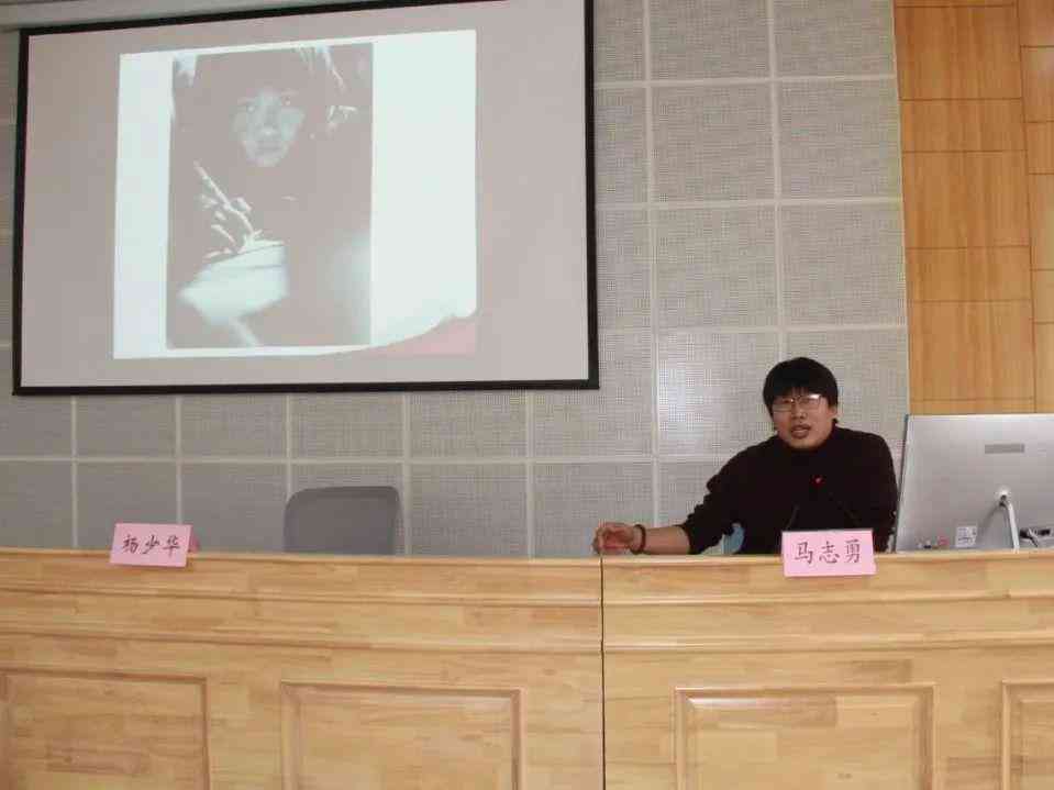 一键智能生成新闻稿：免费文章写作助手，哪些公司新闻写作工具好用？