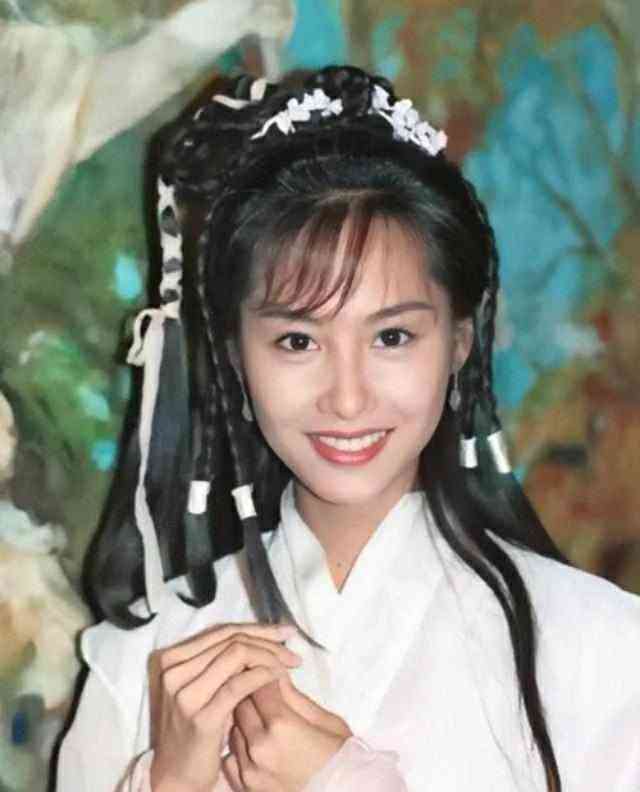 朱茵黄蓉变脸文案怎么写：一个流量指南教你打造爆款文案