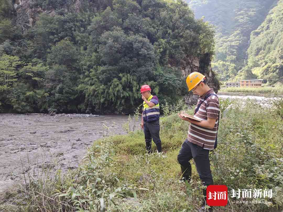论文ai写作怎么用手机做封面：手机制作论文封面教程