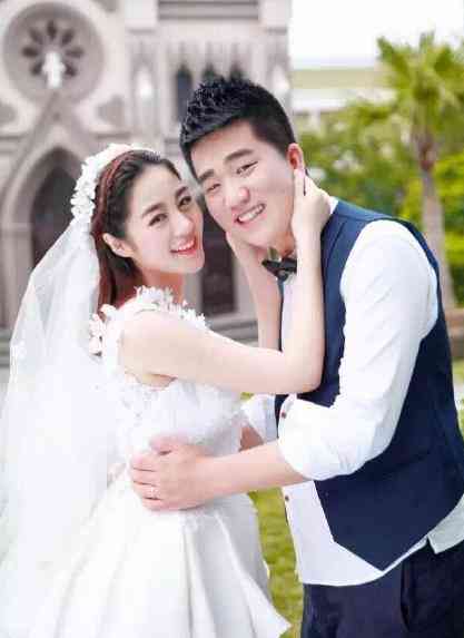 如何打造浪漫婚纱照：特效文案怎么写才能让婚纱照更好看