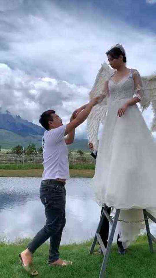 一键婚纱特效教程：抖音热门婚纱照视频素材制作指南