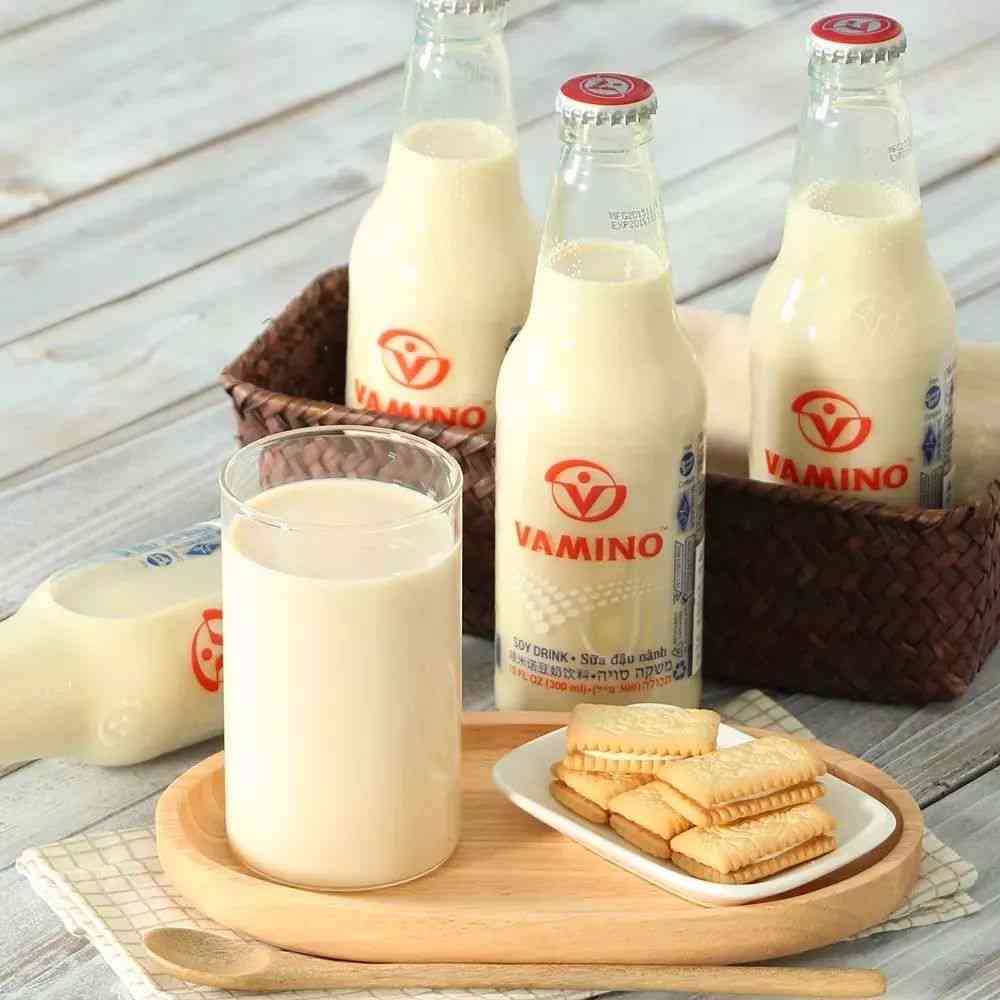 奶文案：银鹭原味豆奶饮品多少钱好喝吗配料表及益处探究