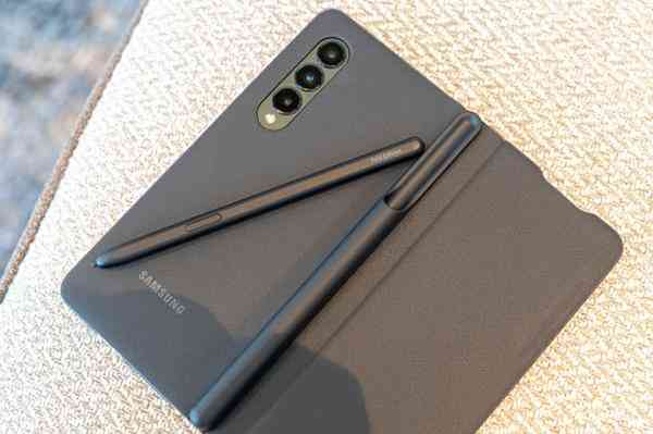 三星Galaxy S22 Ultra是否配备S Pen手写笔及其功能详解