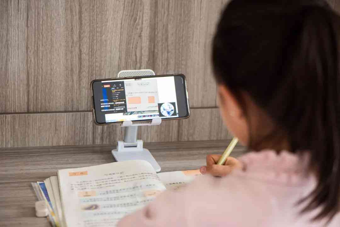 小学生用ai写作业软件