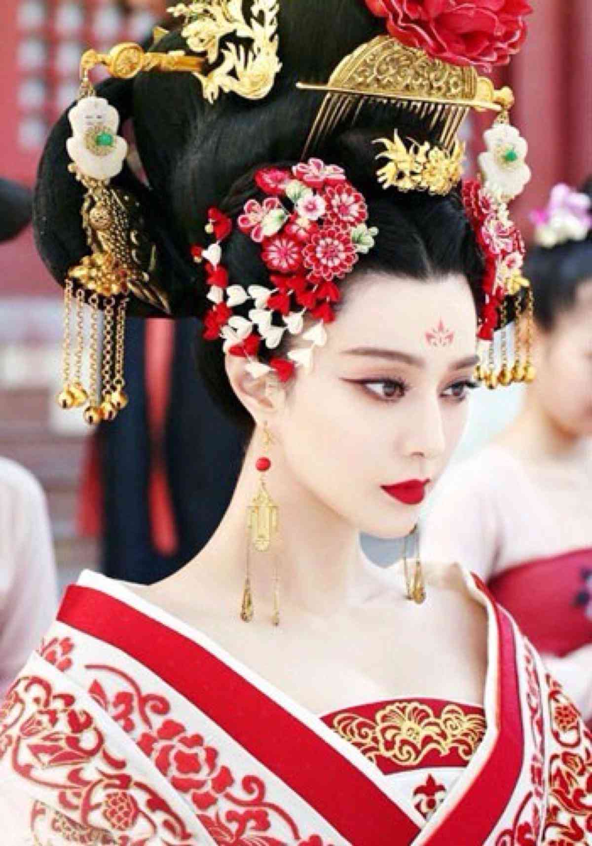 基于AI的营销销售文案创作报告：怎么撰写高效推销报告