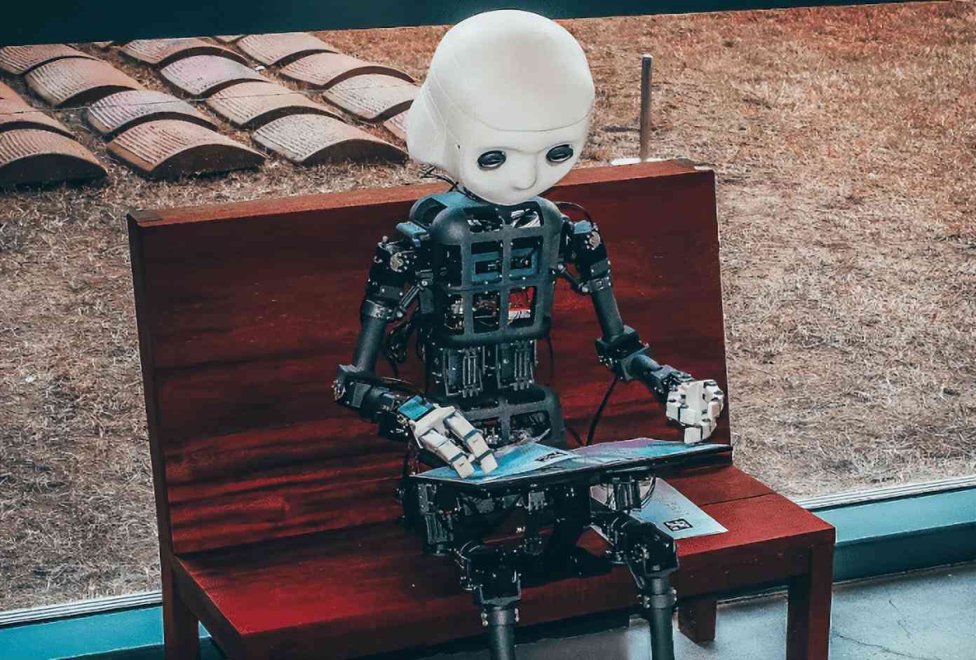深入解析：运用人工智能技术进行绘画创作的全方位指南与实践技巧