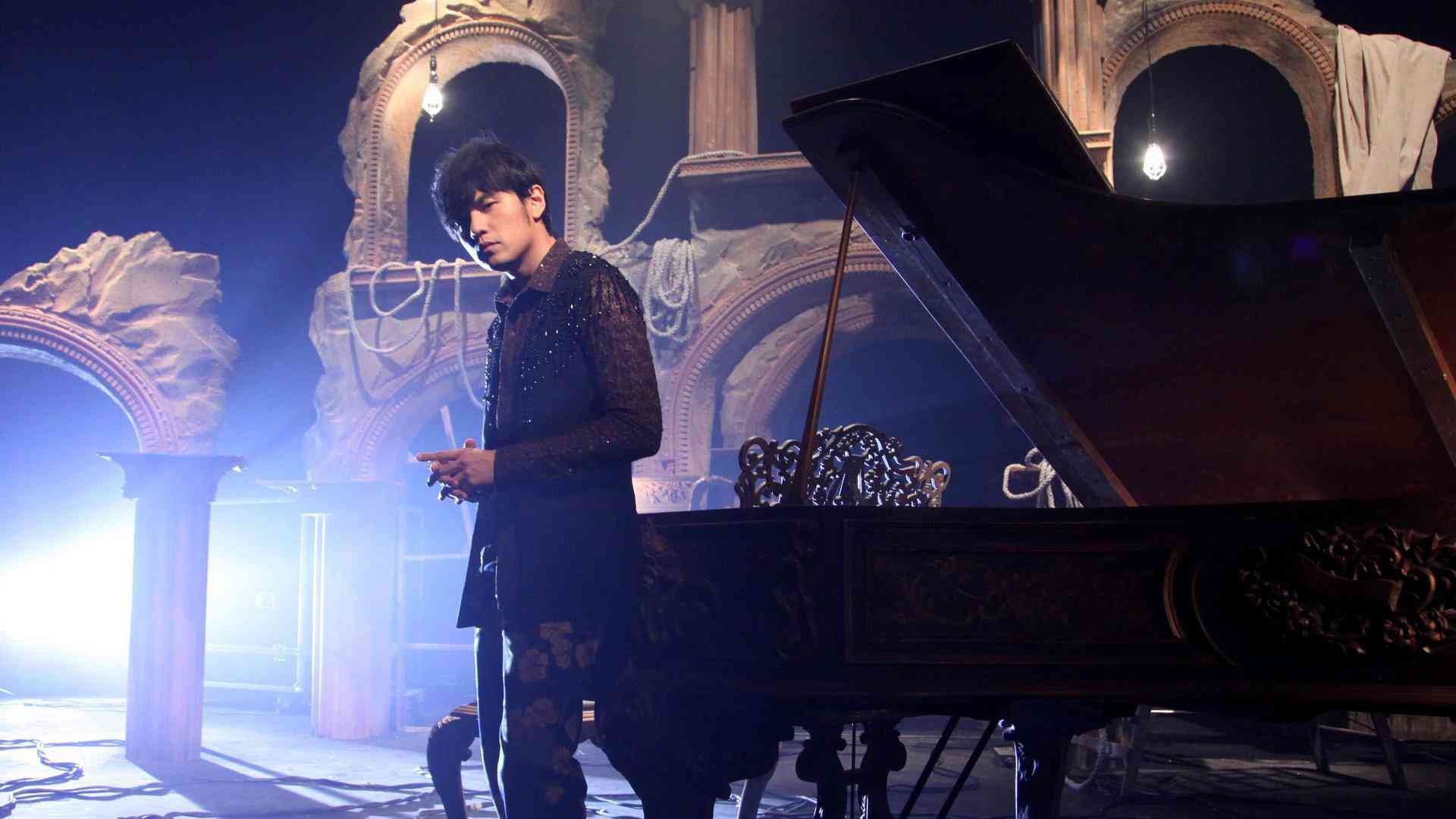 周杰伦歌曲制作：制作人名单、     制作、成本解析及软件推荐