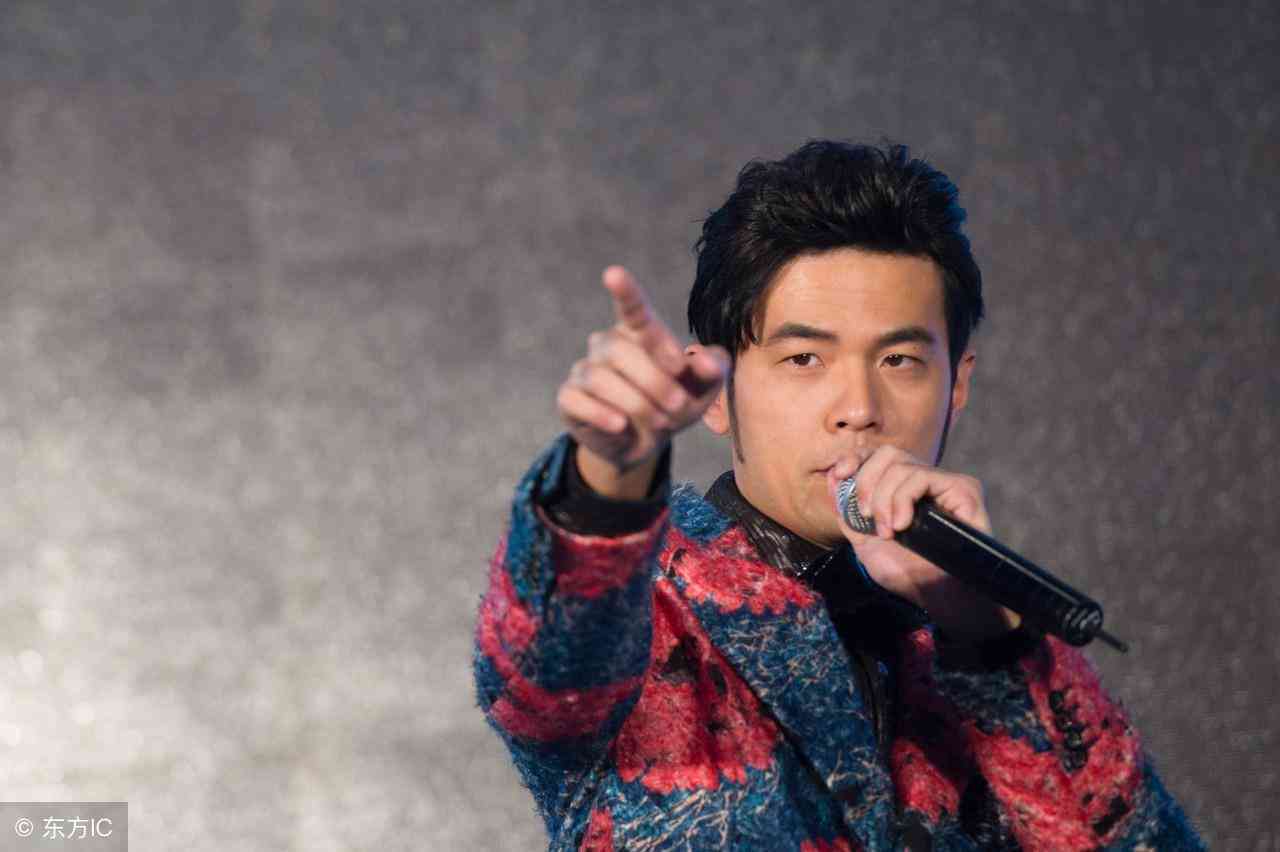 周杰伦歌曲英文翻译：将经典中文歌词转化为流利英文