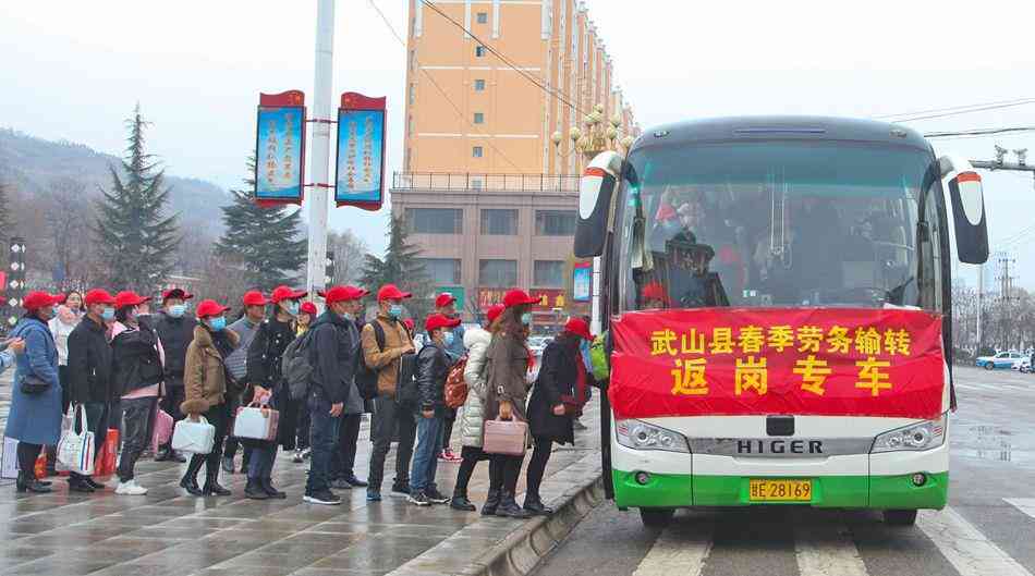 昆山工伤认定中心上班时间：查询安排及具体几点上班
