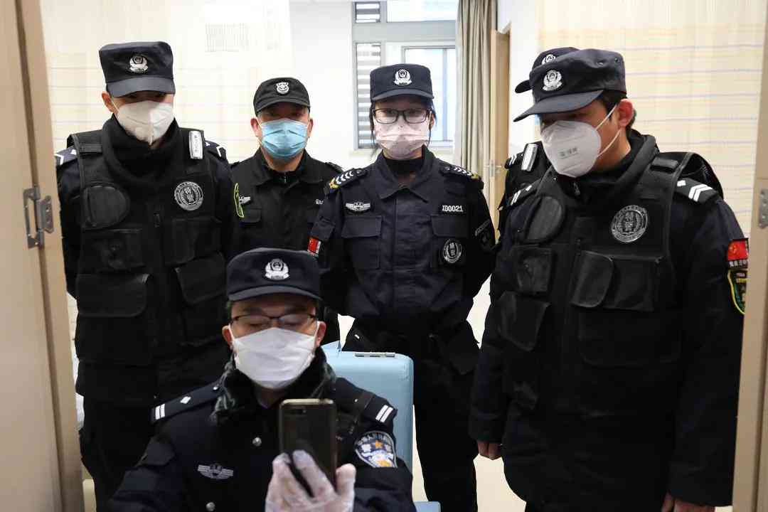 全能作文助手：一键解决作文写作、修改、批改及灵感激发全需求