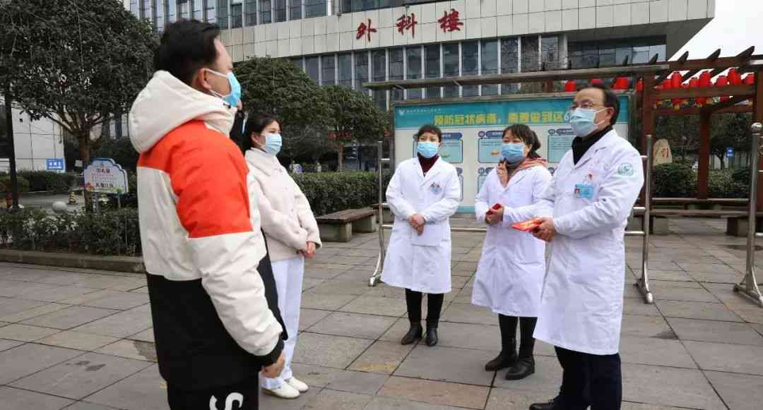前线抗疫英雄：致敬一线医护人员与防疫工作者的无私奉献