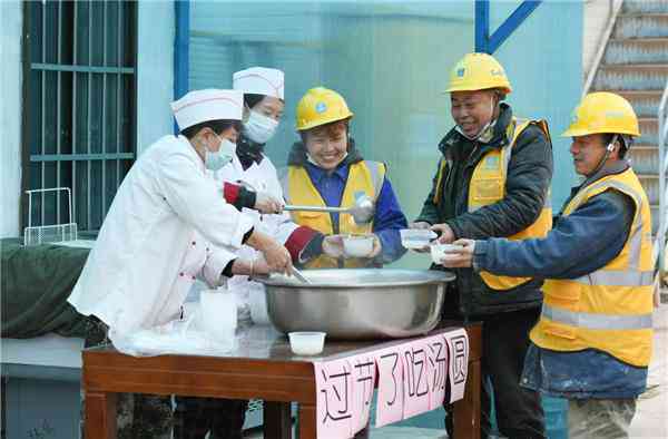 三年电工经验怎么认定工伤等级及标准，电工三年一审具体审核流程