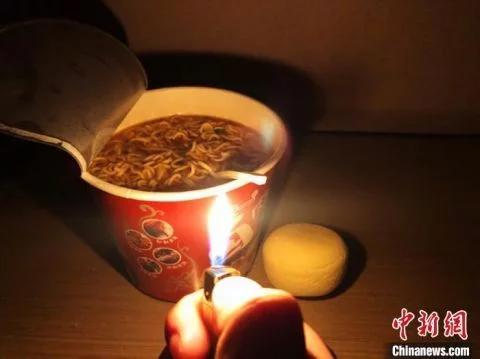 AI生日文案创意撰写攻略：涵多种风格与场合，全面提升生日福吸引力