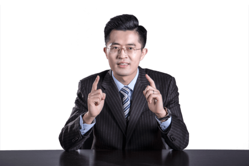 抖音知名男性写作导师：教你提升作文技巧的秘诀