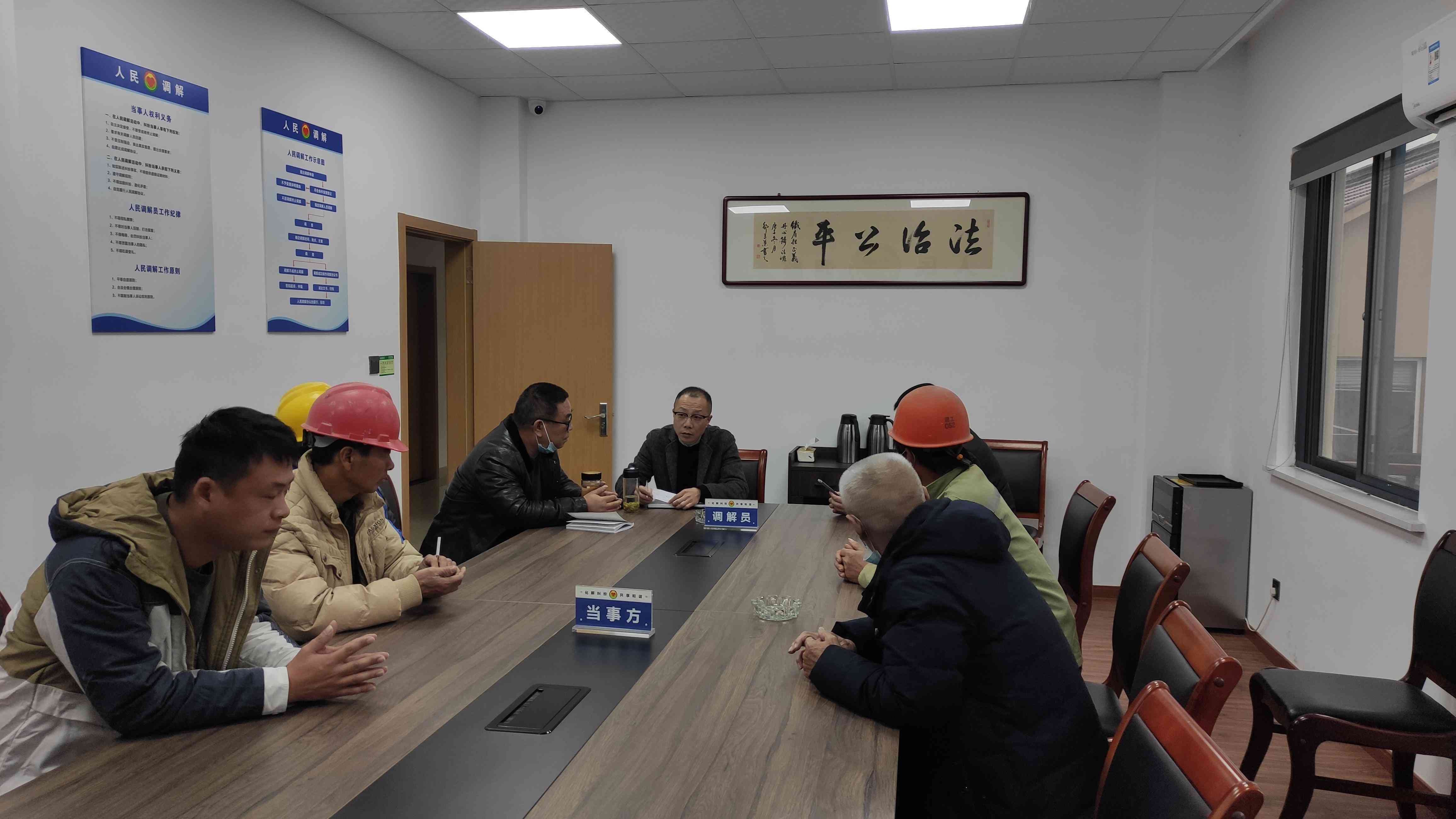 工作中不摔倒，能否认定为工伤及赔偿标准解析