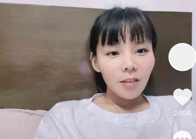 微信ai朋友圈文案怎么发的：如何特他人及发布爱情文案教程