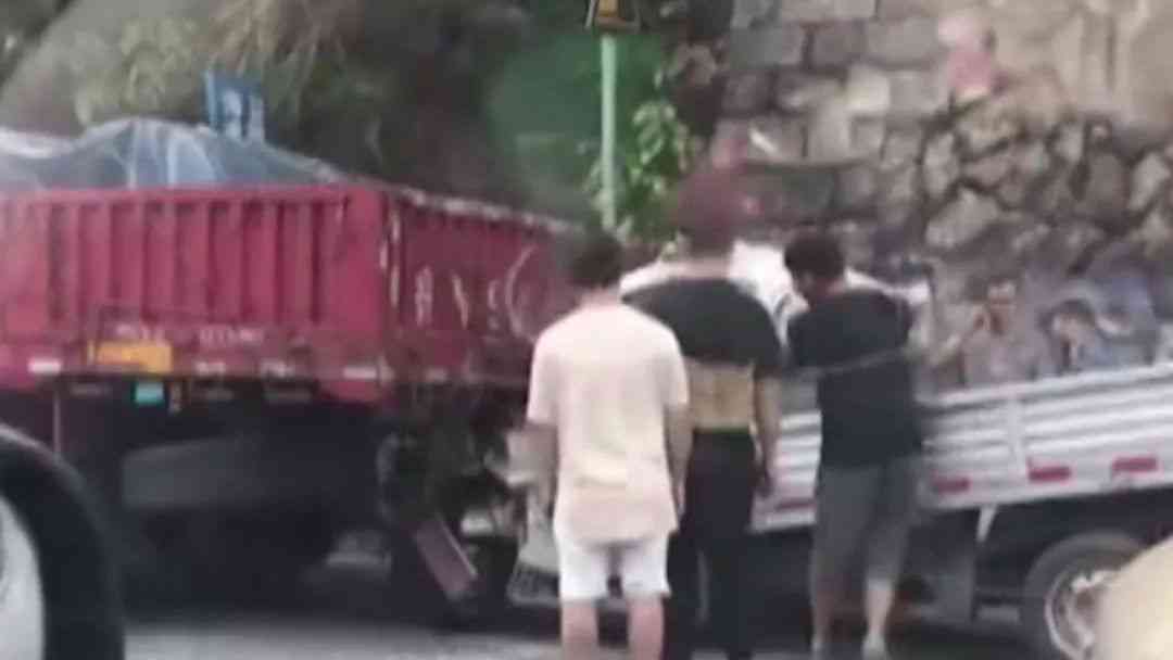 '上下班途中遭遇车祸，能否被认定为工伤?'
