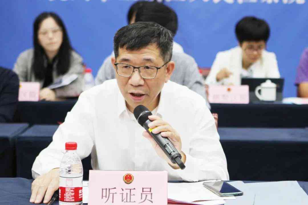 上班途中发病,单位有补偿吗：算工伤吗，如何计算补偿及处理流程