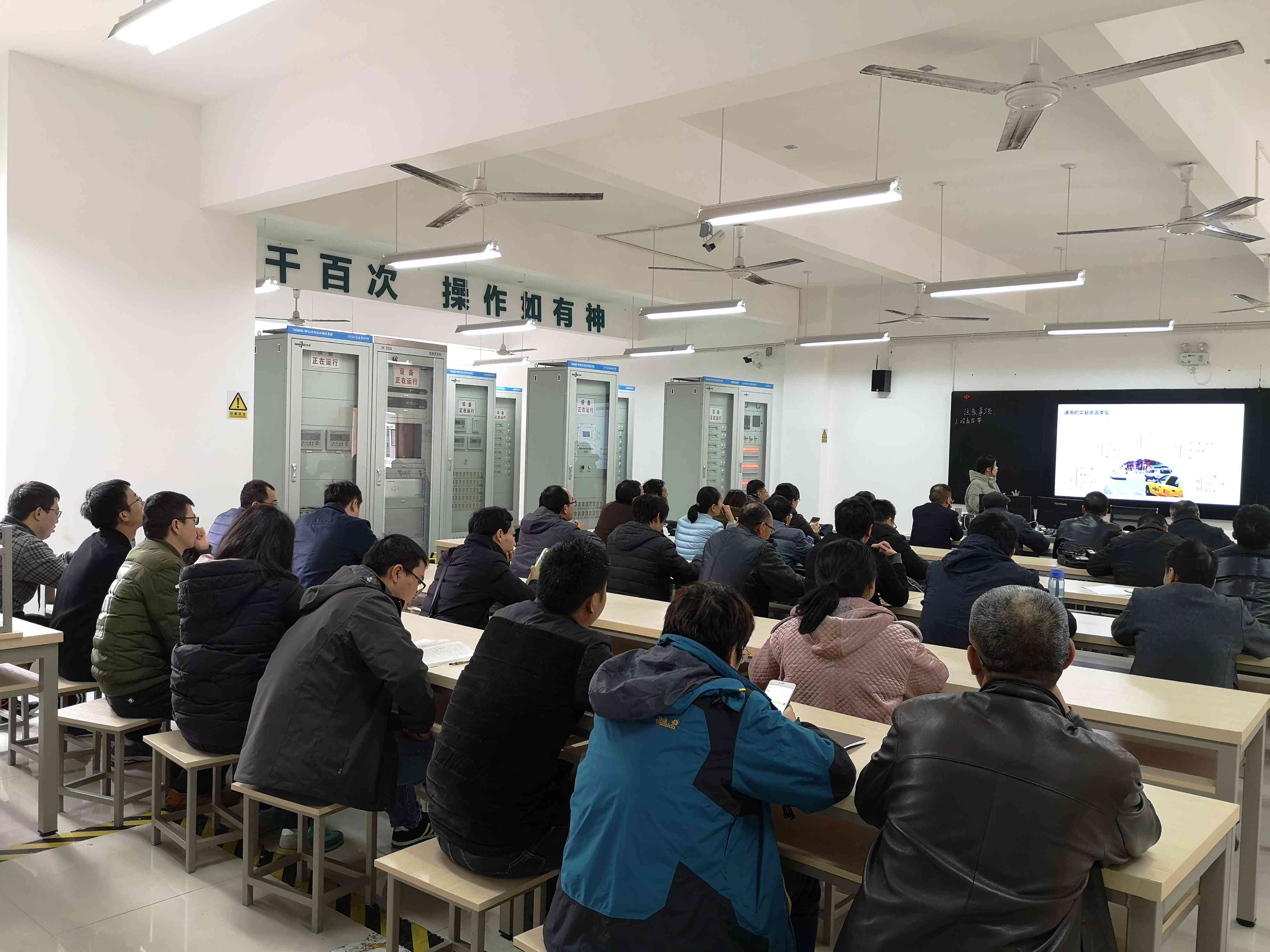 知网AI智能写作系统更新频率详解：多久更新一次及其对写作辅助的影响