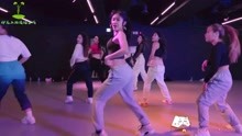 探索B站舞王风采：热门舞者盘点与精选舞姿集锦