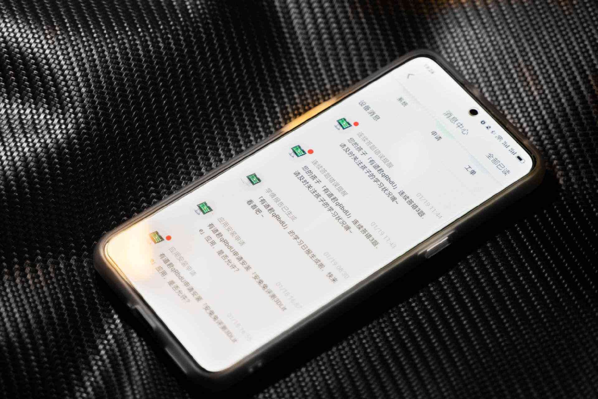 ai能写设计报告么