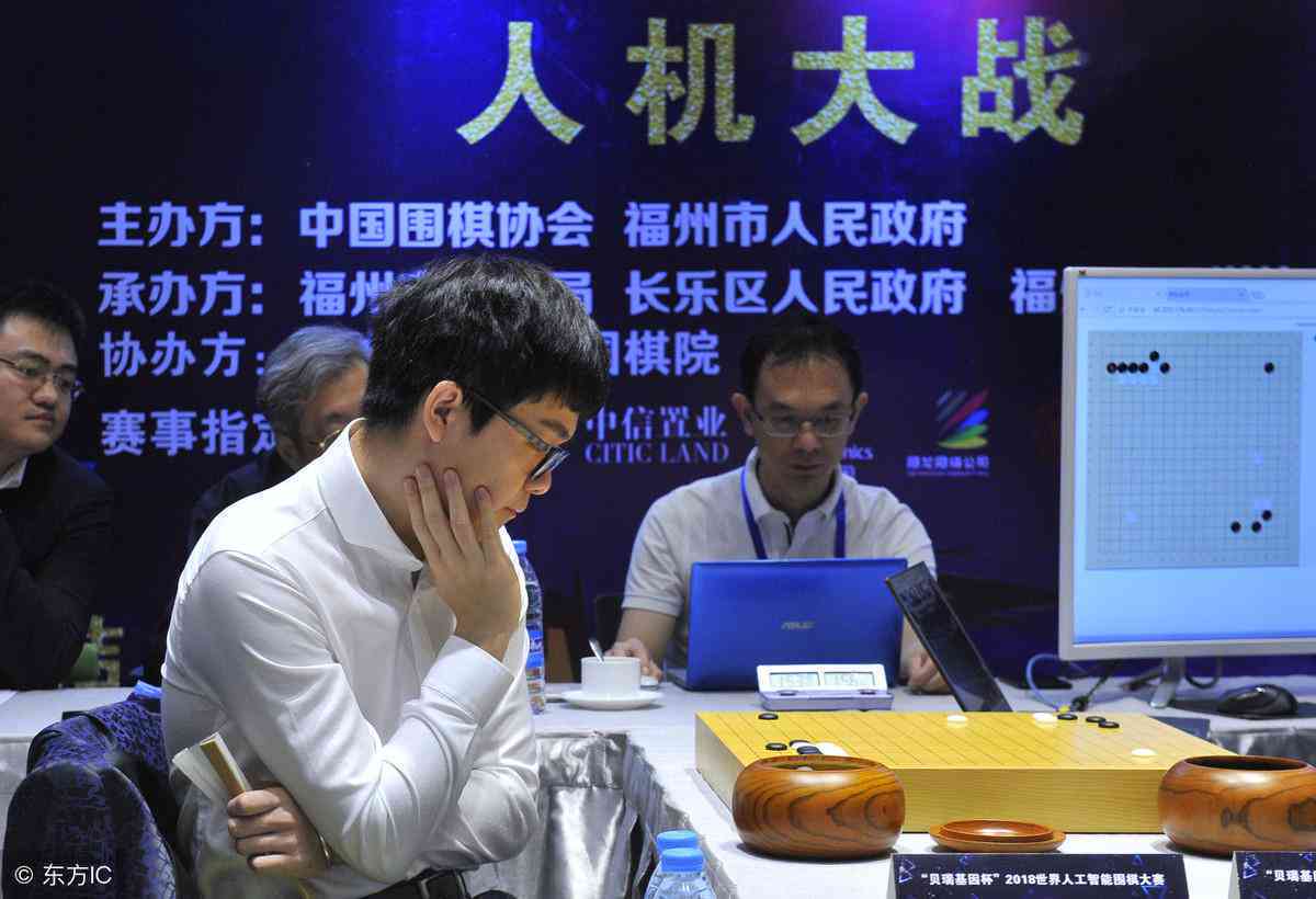 AI取代人工的文案有哪些类型、内容与方面，及其取代可能性探讨