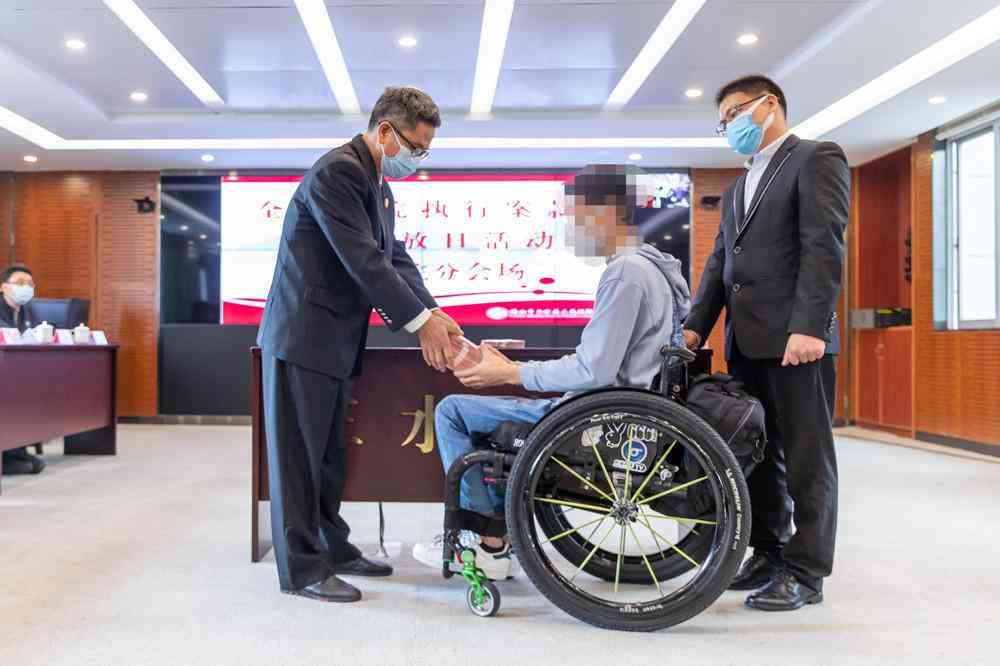 工伤认定争议下的民事诉讼全解析：胜诉条件、程序与常见问题应对