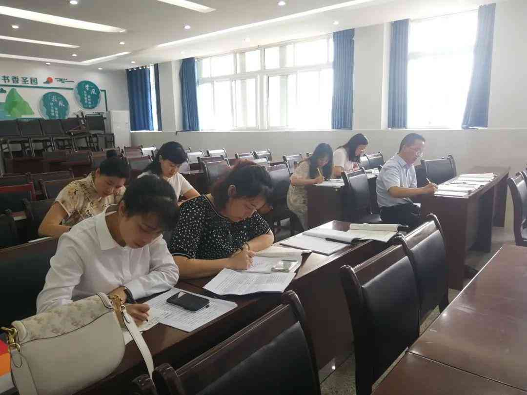 写作指导怎么写：打造范文模板与体现语文核心素质步骤