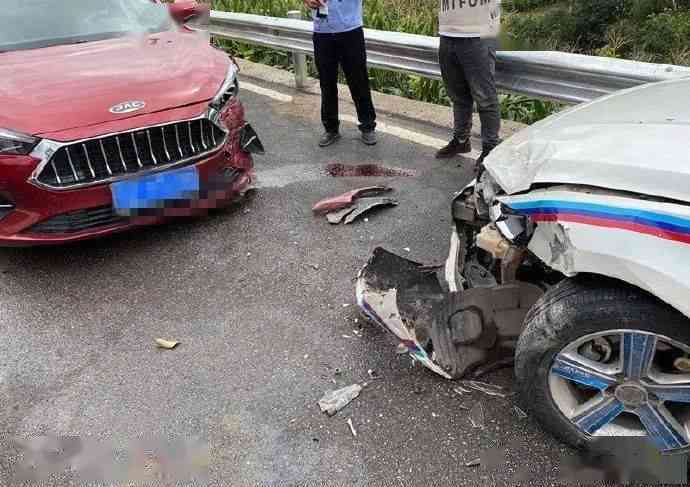 两车相撞怎么认定工伤事故