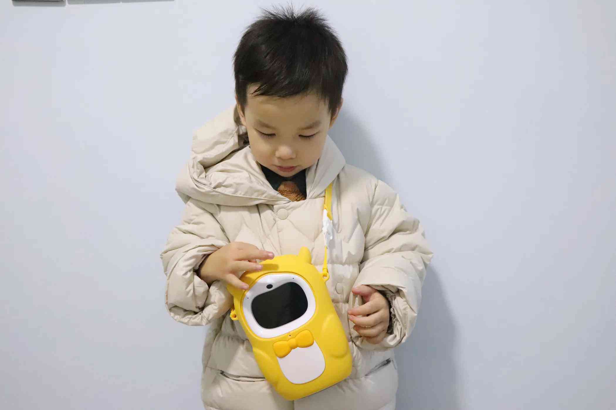机器人写作文怎么写呢：三年级、四年级、英语篇