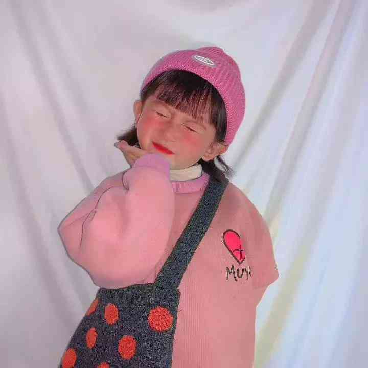 全方位攻略：如何用闺蜜AI一键生成朋友圈文案，涵热门话题与个性化需求