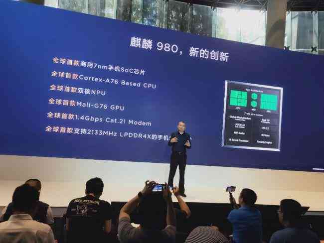 详尽解析：AI报告查询服务的价格与费用明细，一次性了解所有相关费用问题