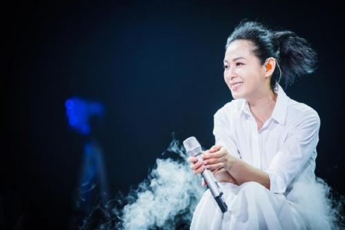 '一键生成的极速：轻松创作个性化作品'