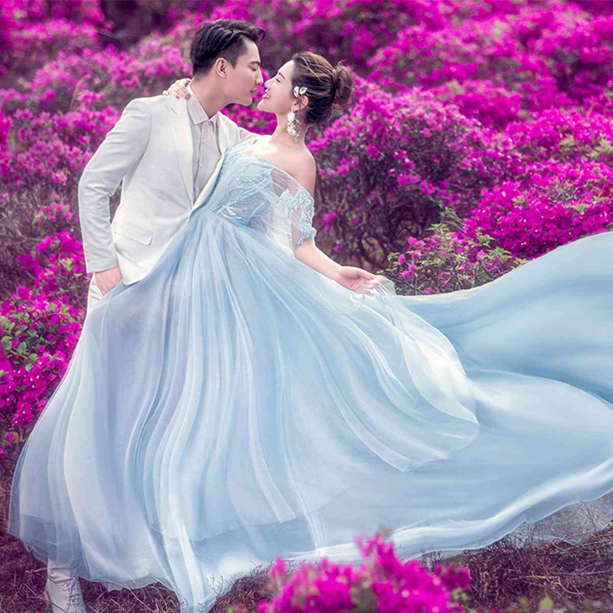 ai婚纱照加花瓣雨文案：打造花海浪漫，记录永恒瞬间