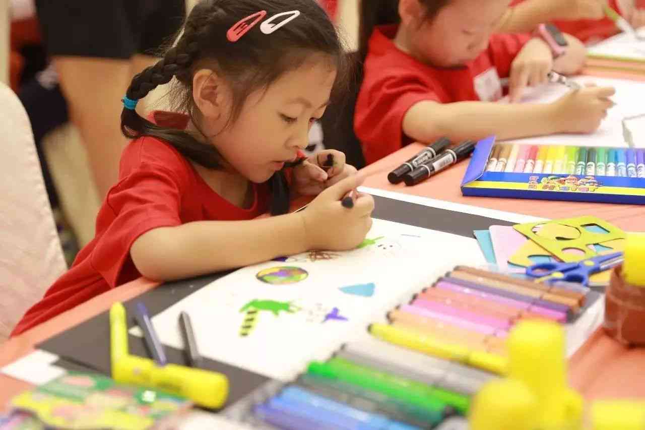子绘画技巧与风格比较：探索不同年龄的创作手法与心灵表达